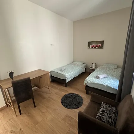 Les Gentianes Apartment *